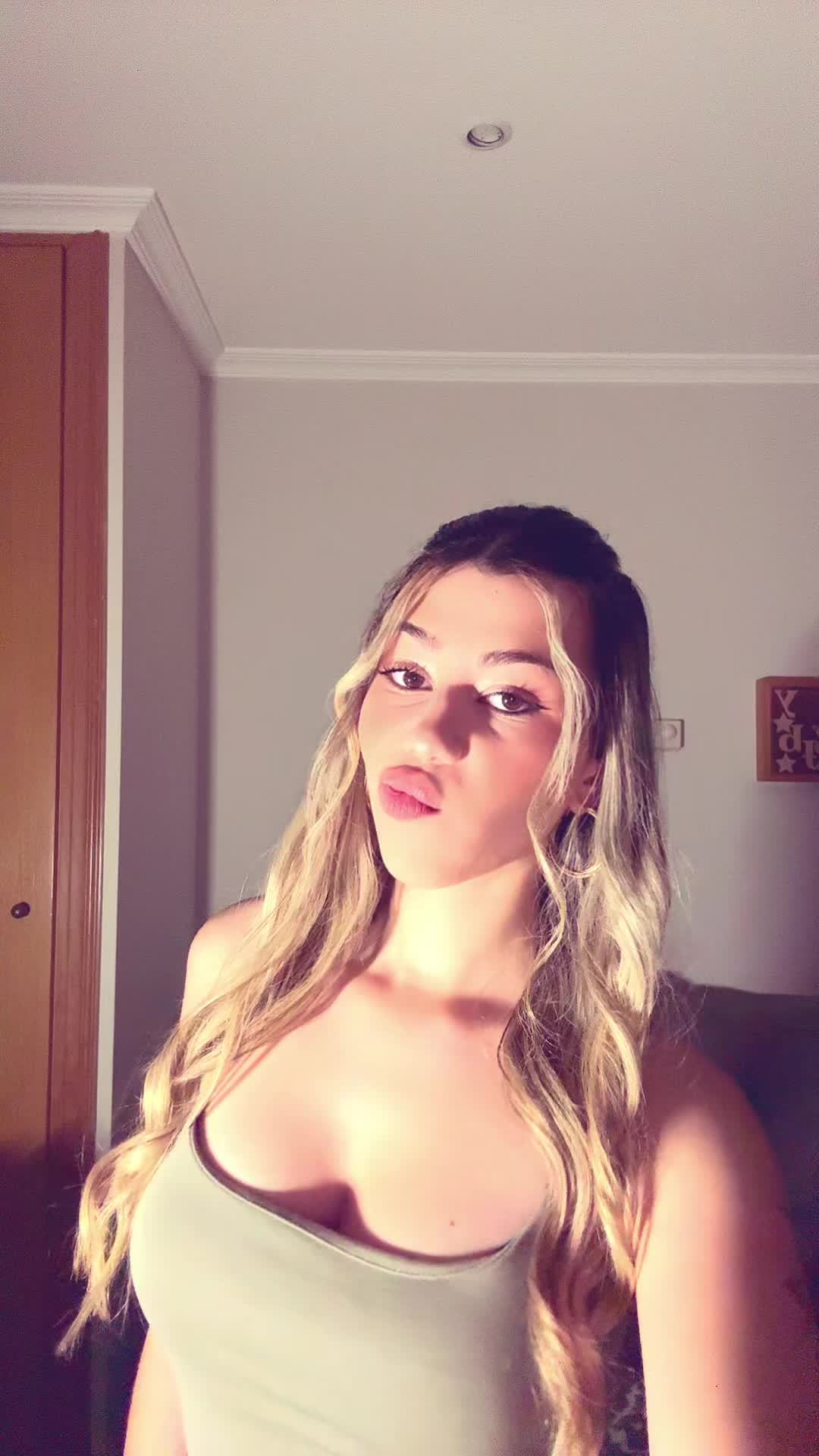 @María Losada