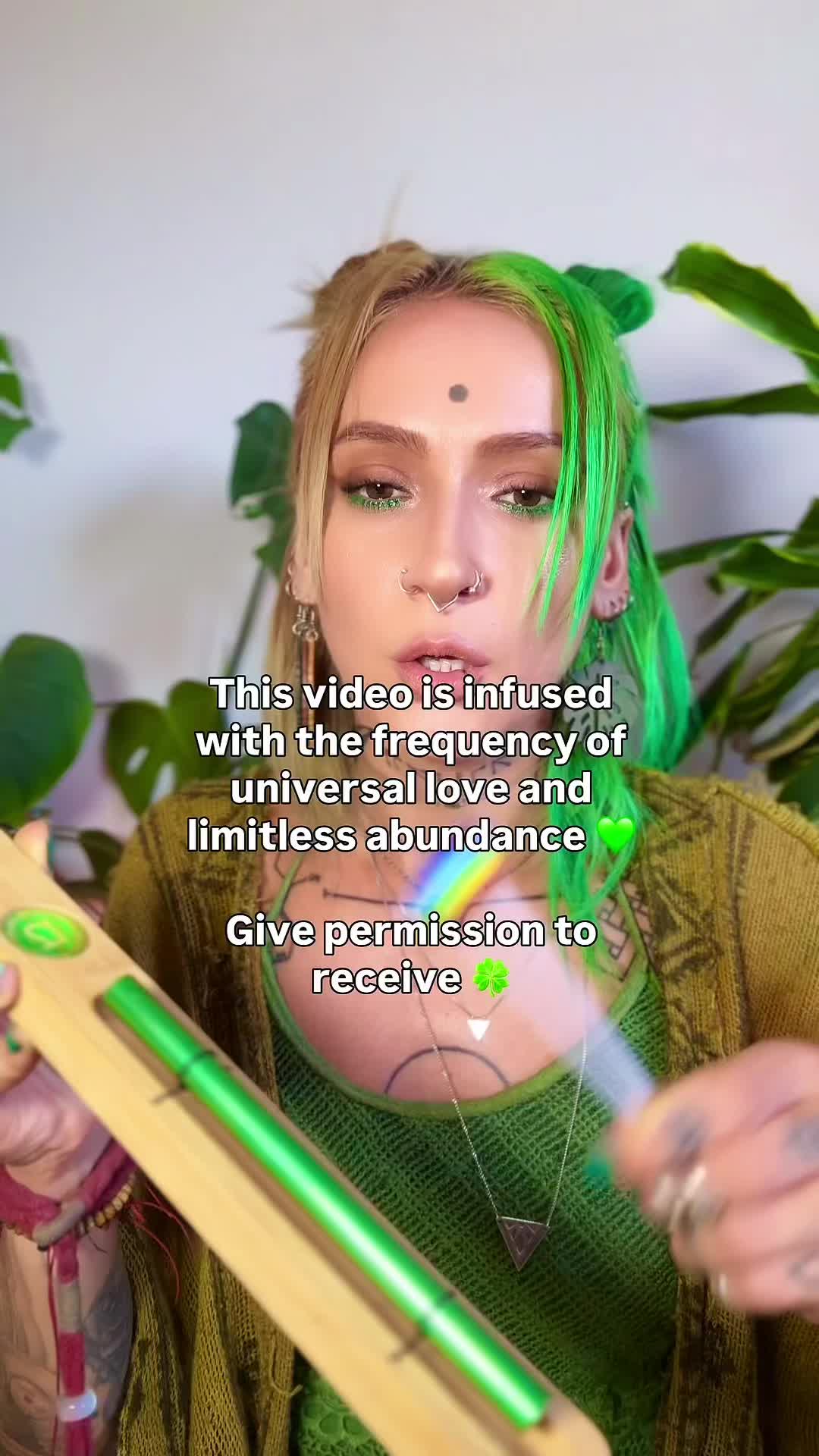@๐คLyra.Green๐