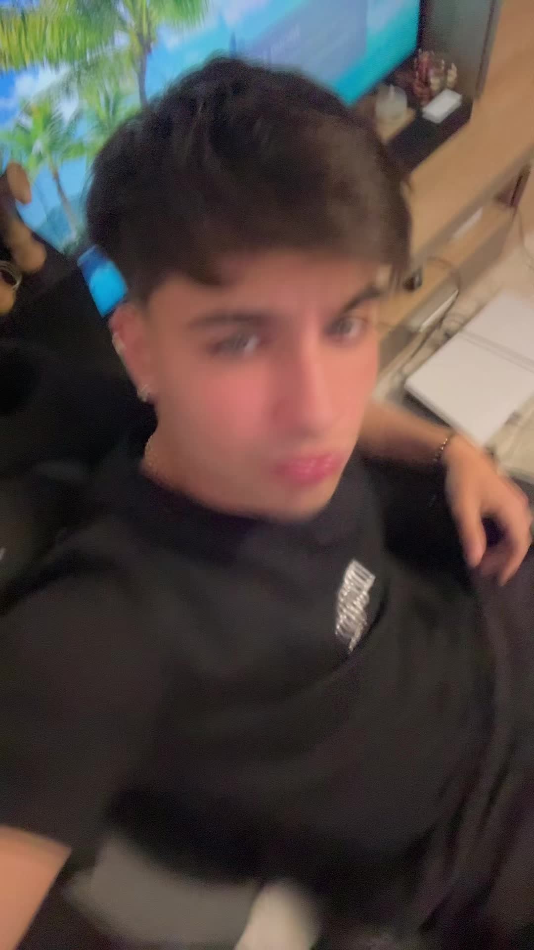 @_.dragoss