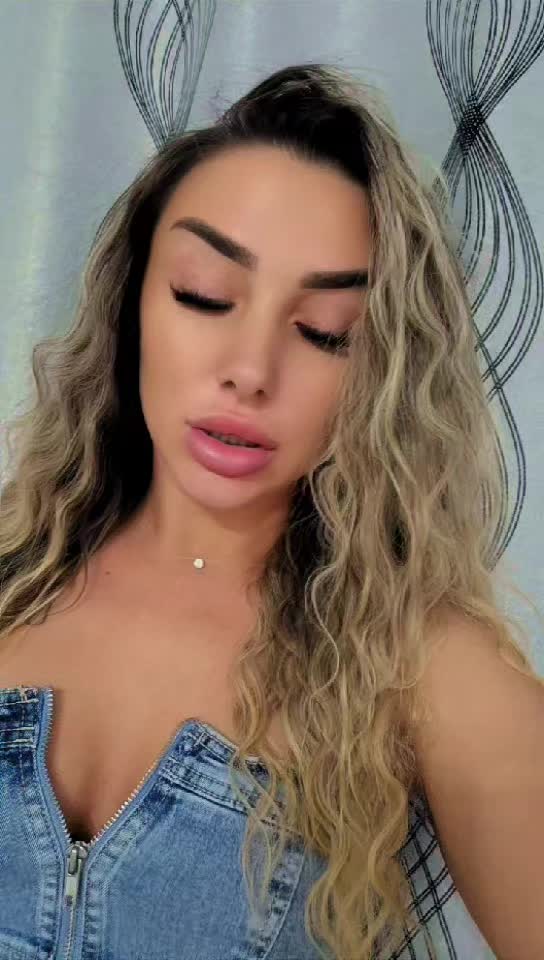 @Alii Alina