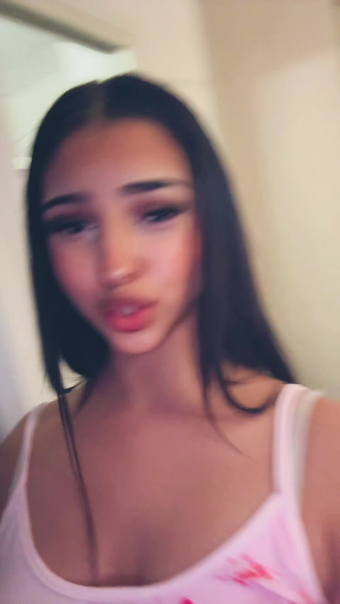 @𝐑𝐀𝐍𝐈𝐌💋