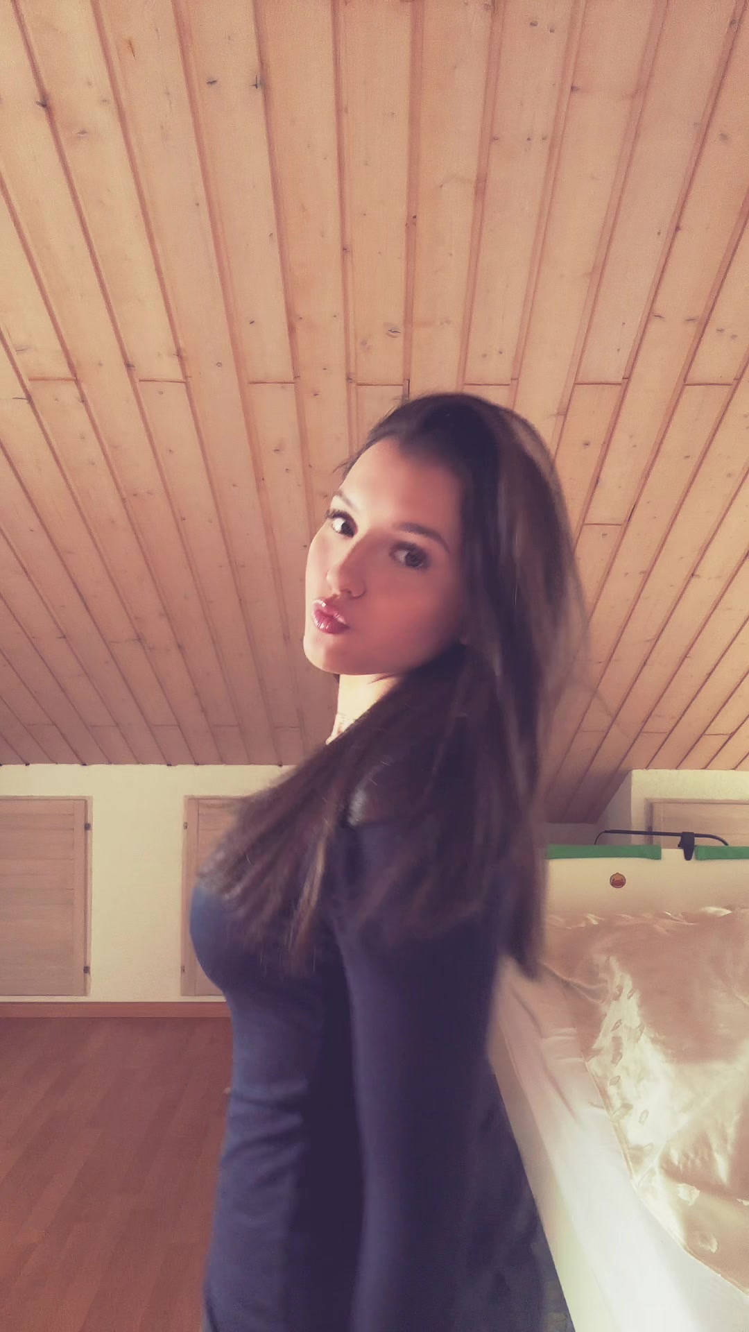 @iulia.dbr