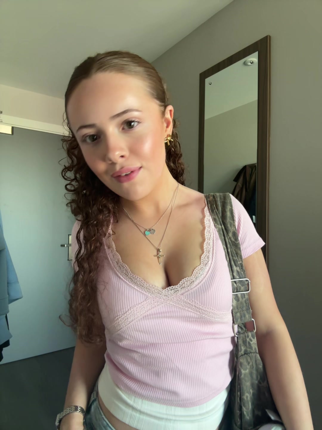 @clarazspam_