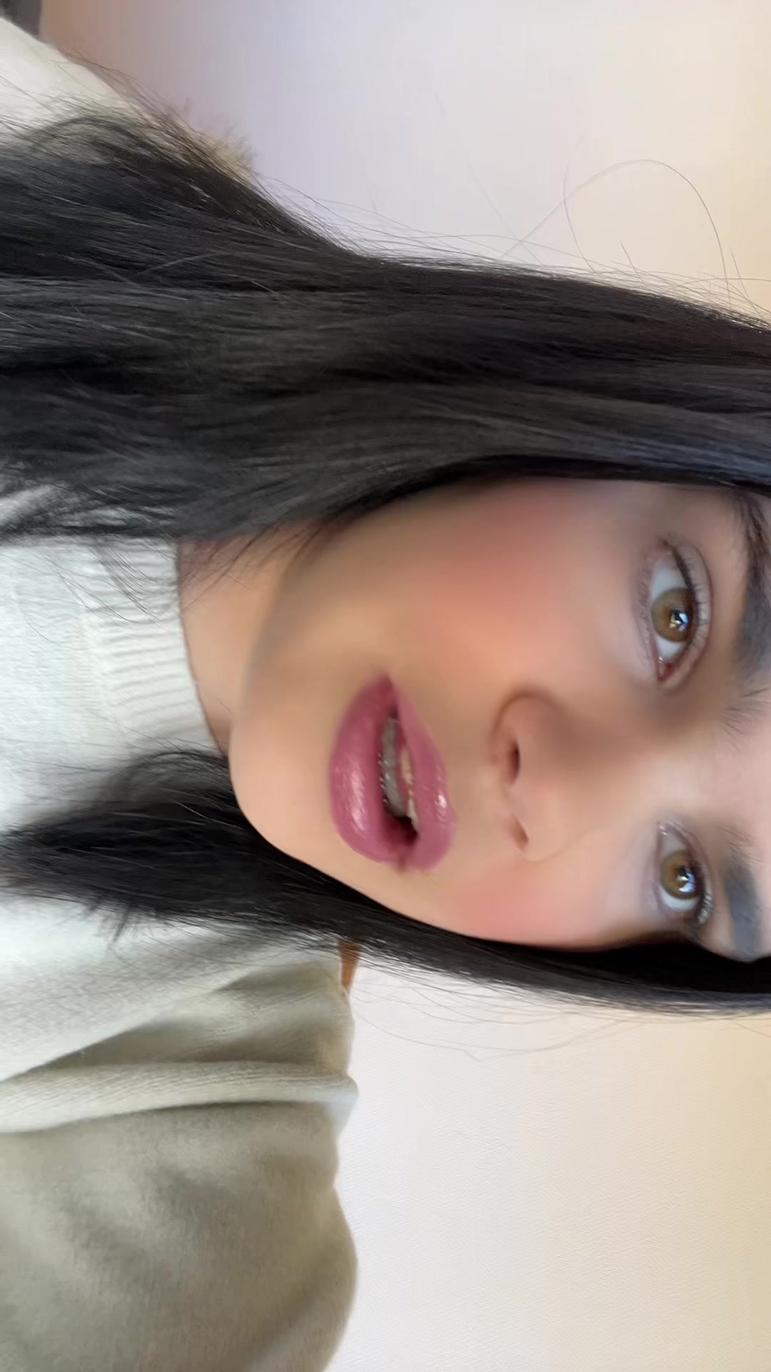 @🪽Laura🪽