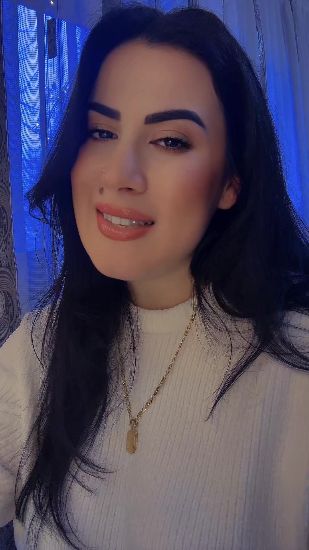 @𝓓𝓸𝓻𝔂 ღ 🍒