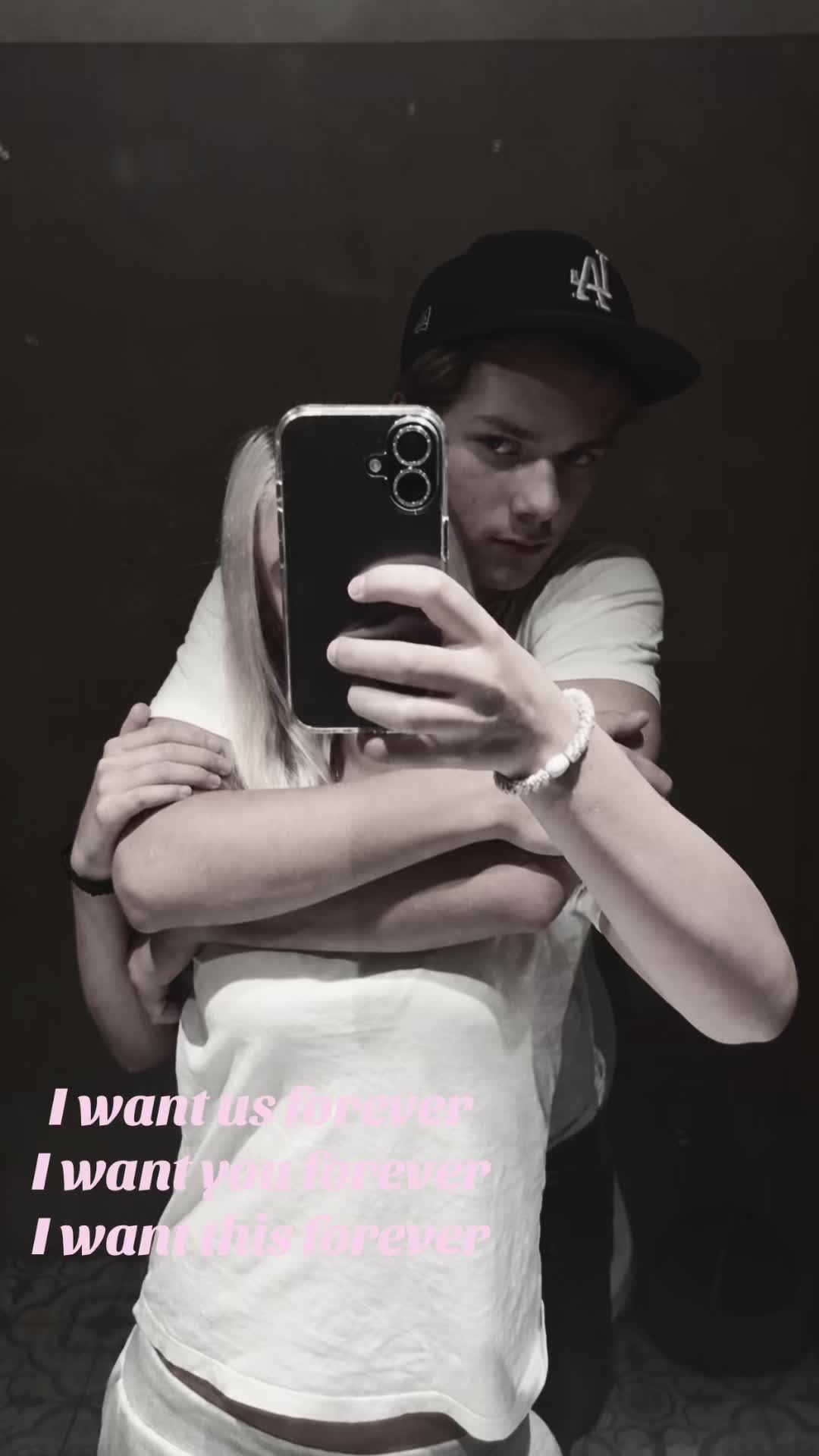 @𝓔𝓵𝓲𝓷