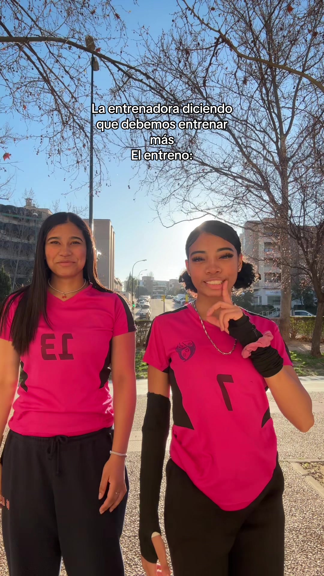 @🏐