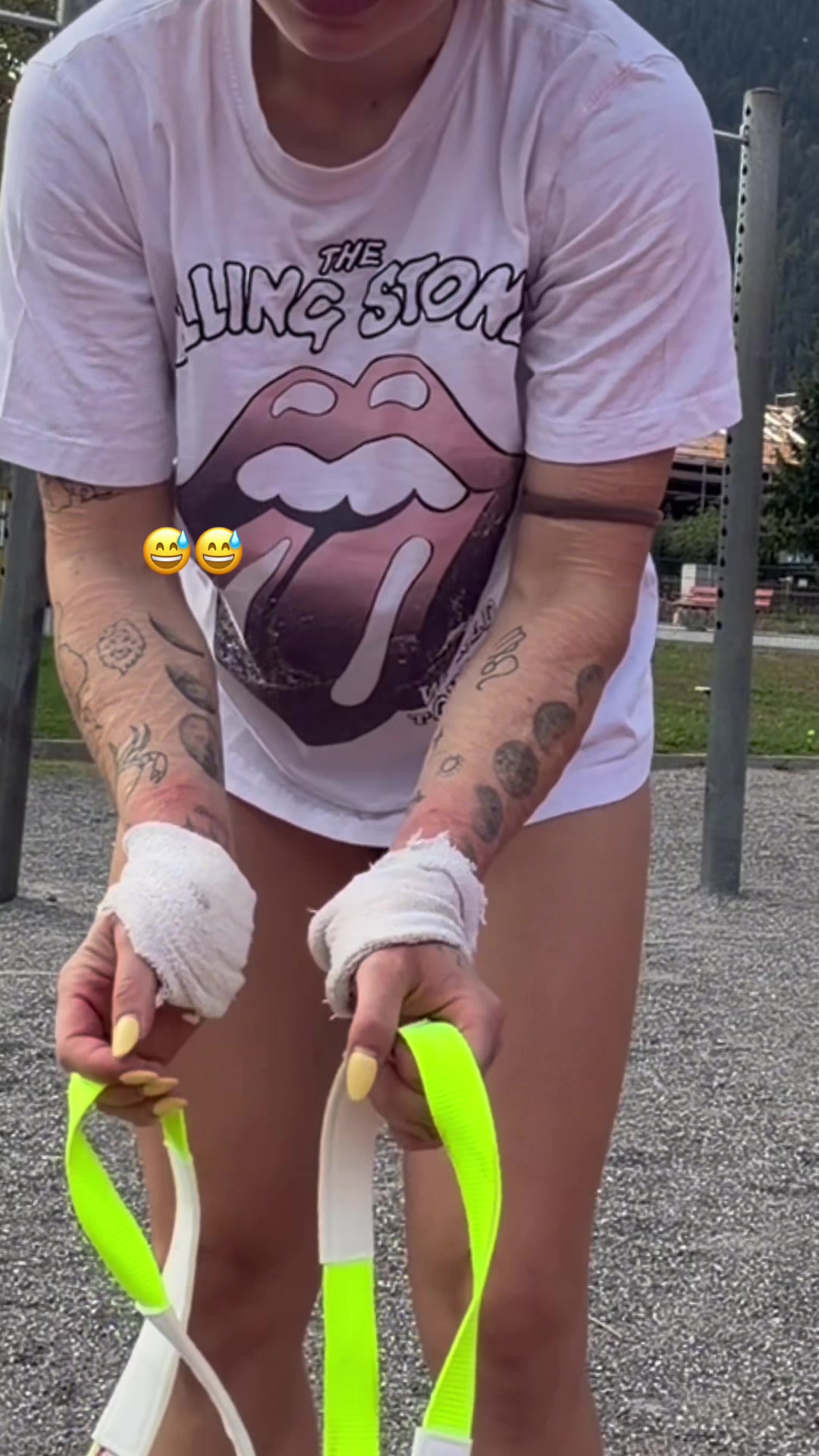 @flipssmeliiinayy