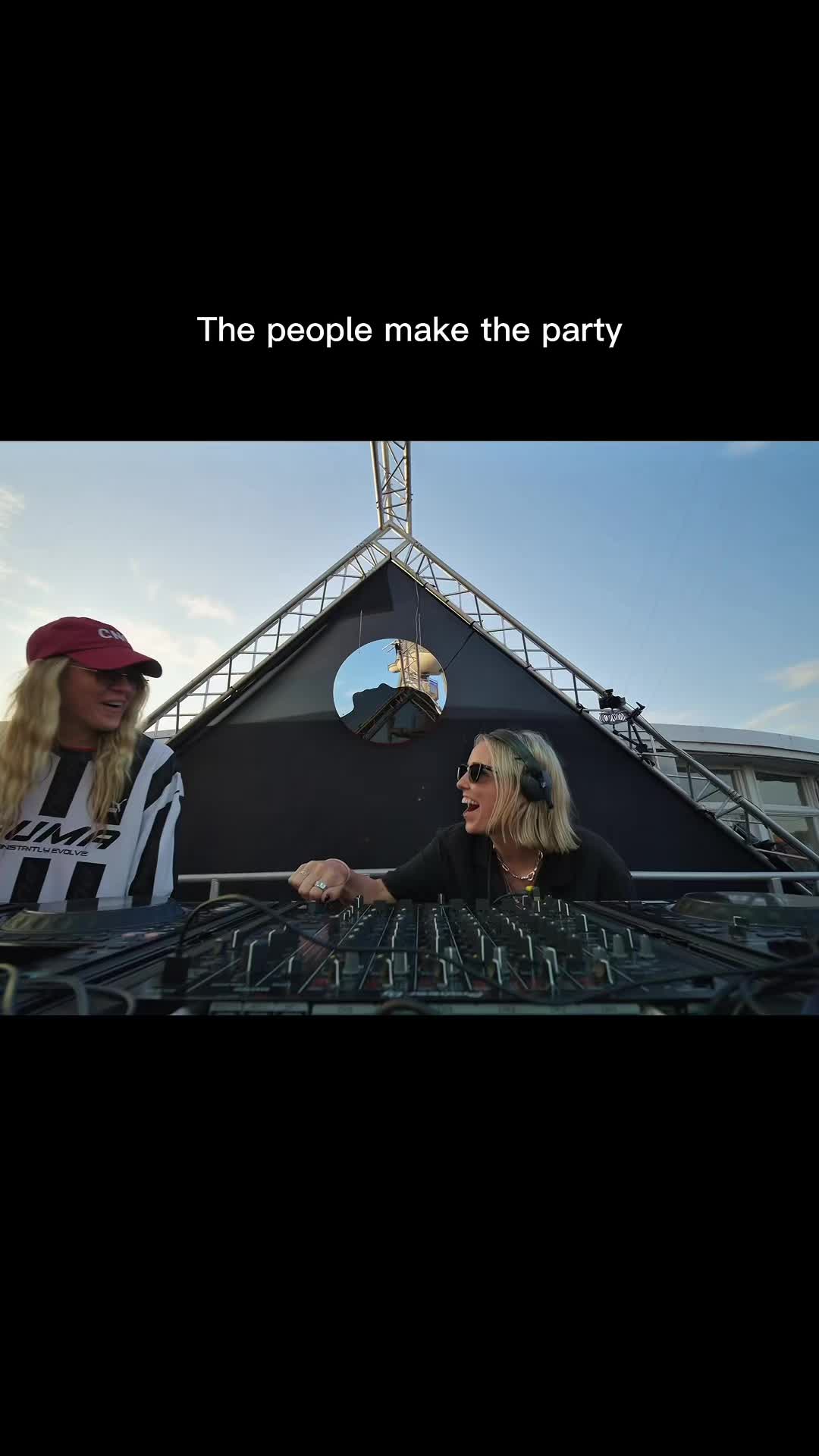 @eliandfur