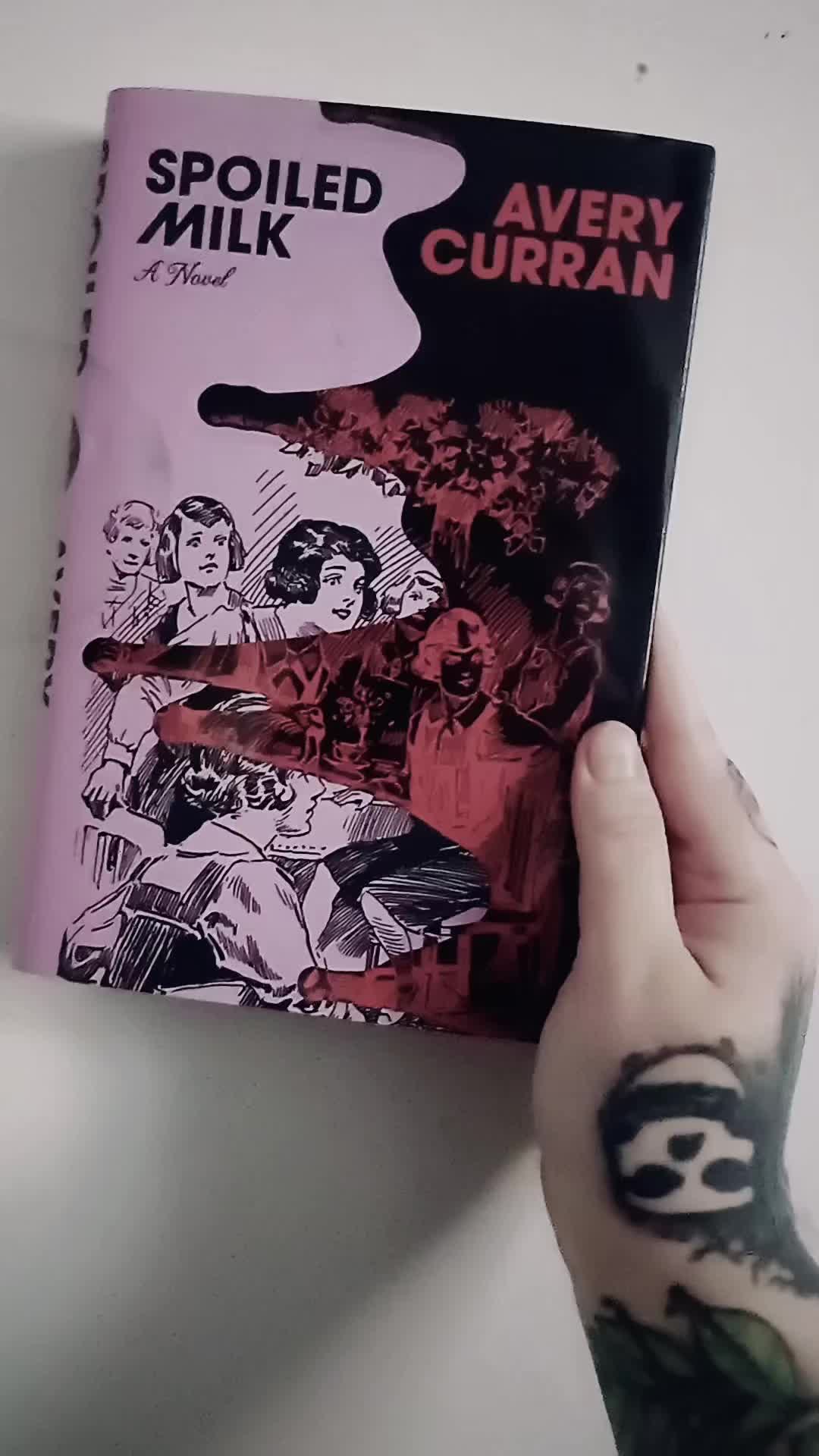 @Spooky Loz Reads🖤