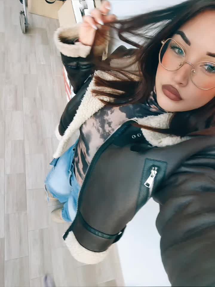 @Valeriaaa