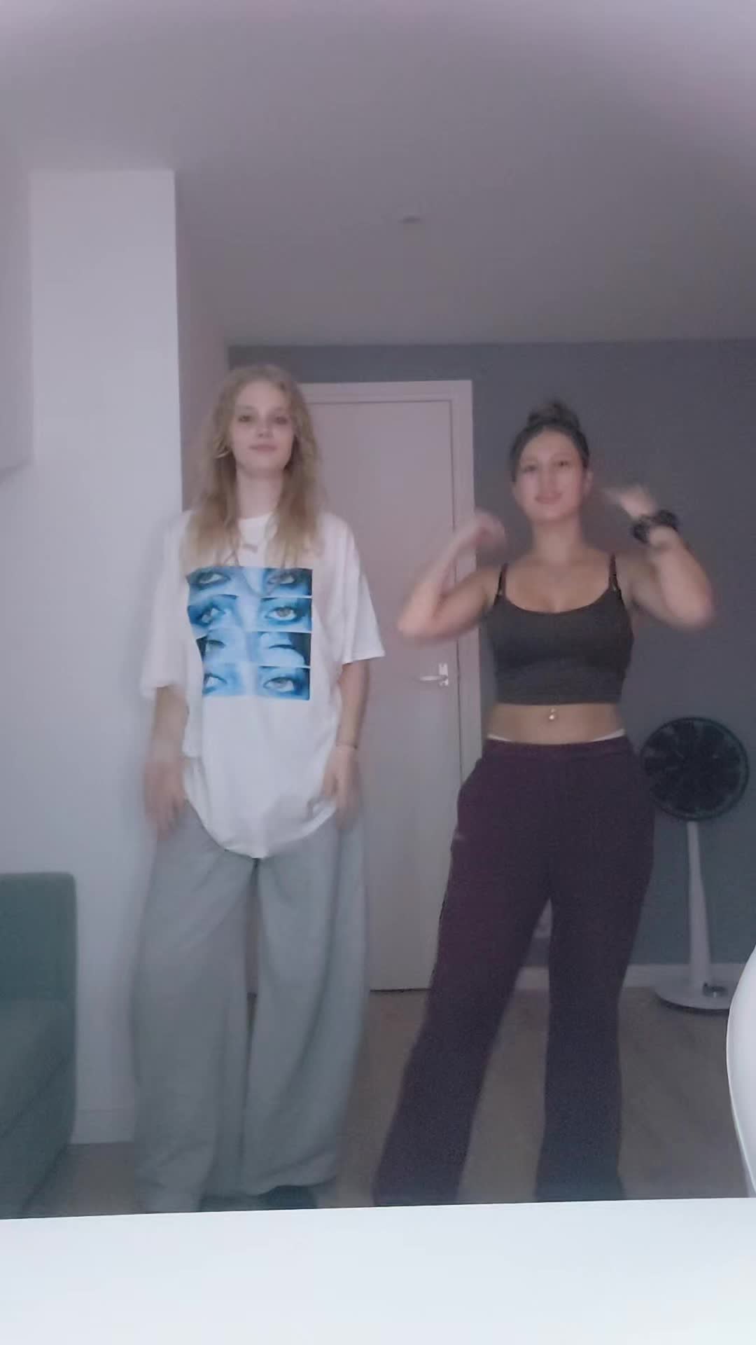 @😝