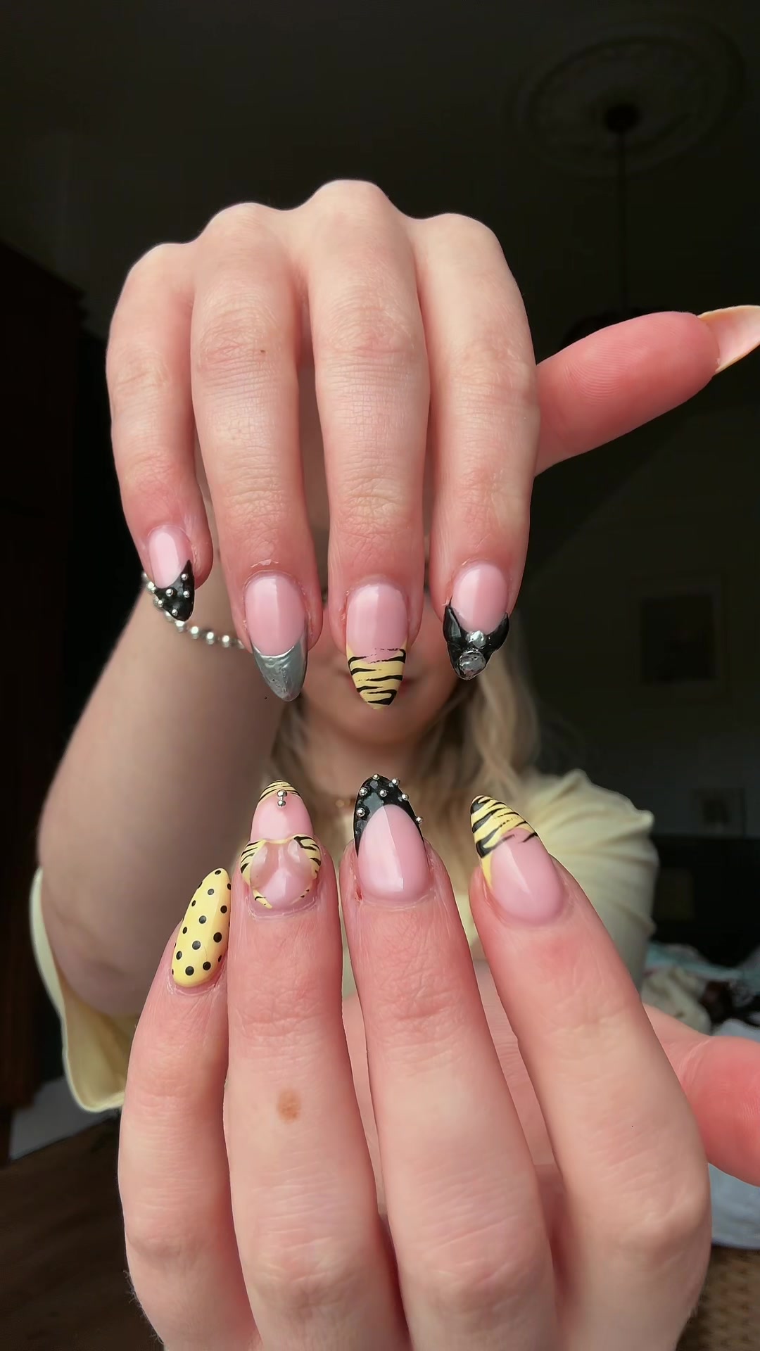 @Devvvv