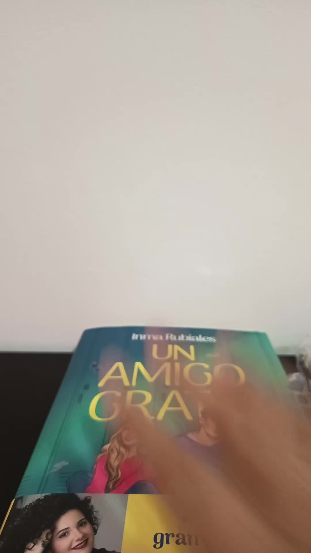 @valeria.books📚✨