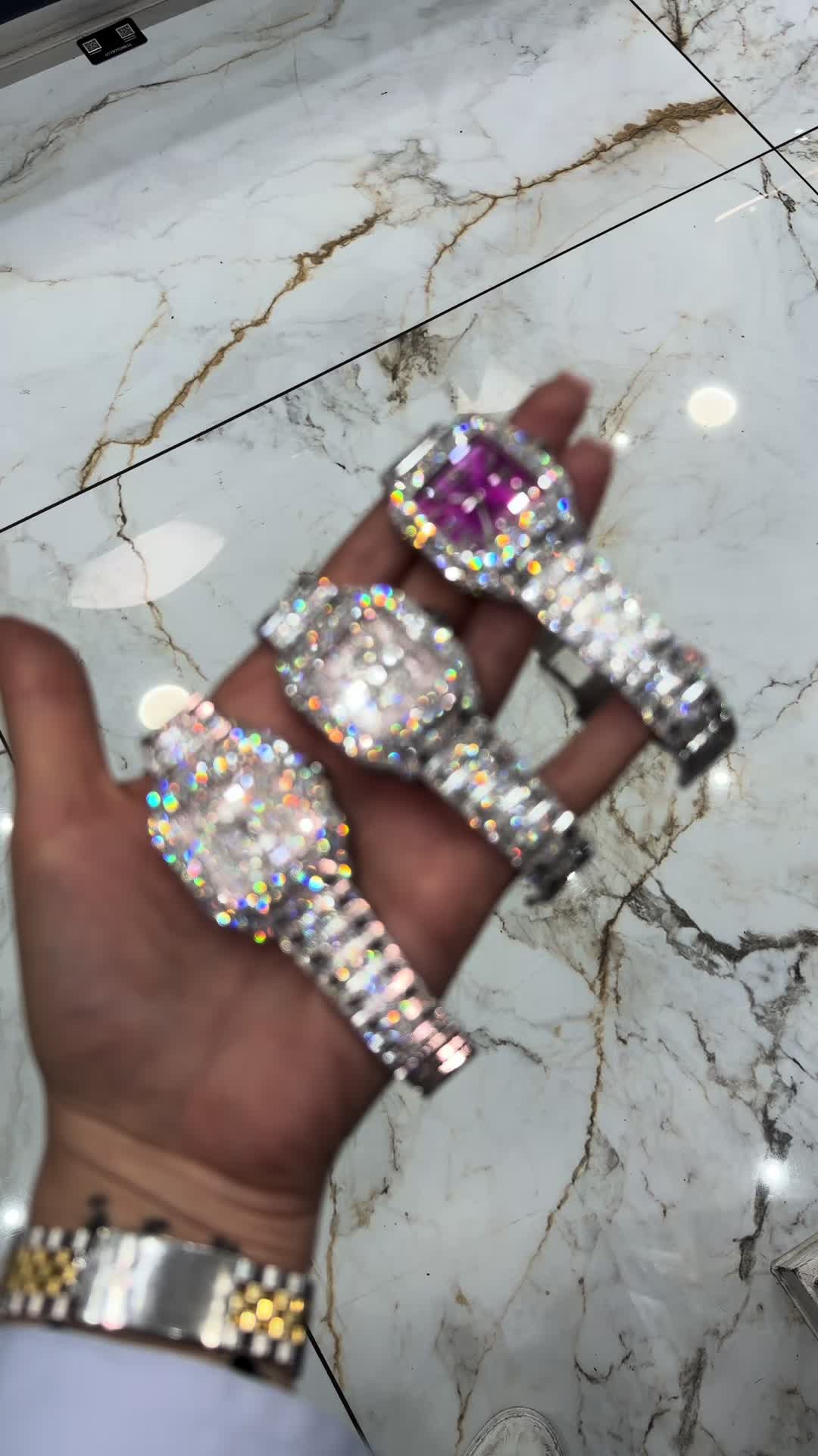 @Kettlesandcarats