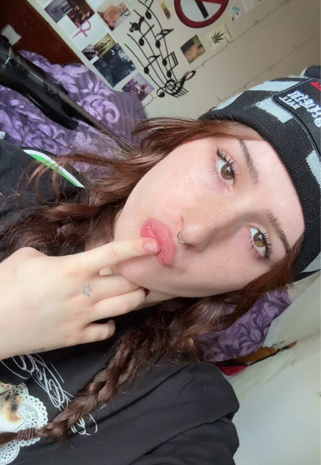@phiiiii❦