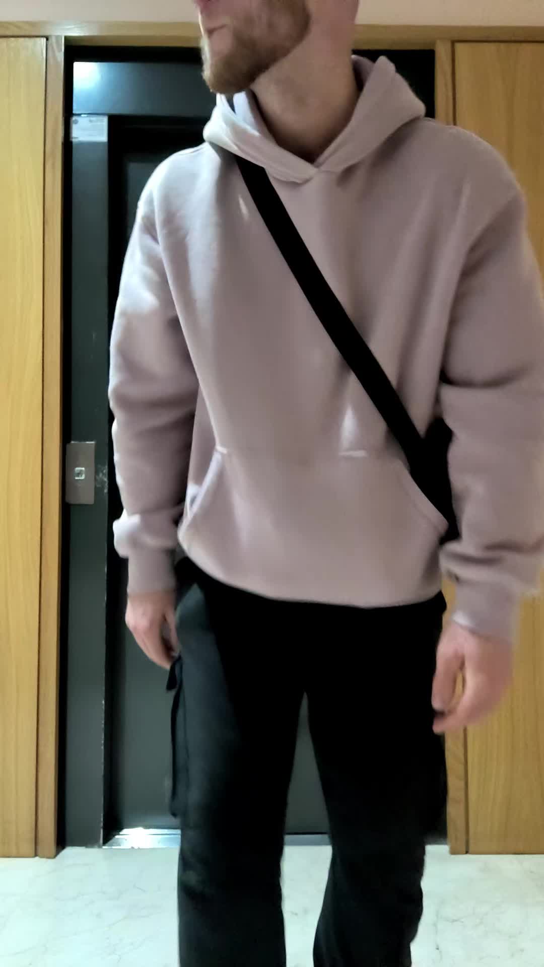 @AleeeX