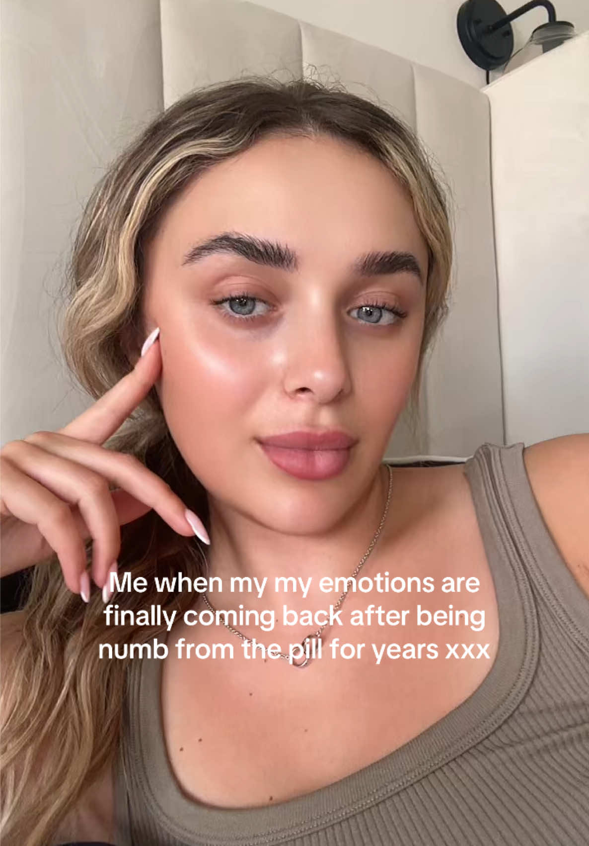 @Hollyburnellx