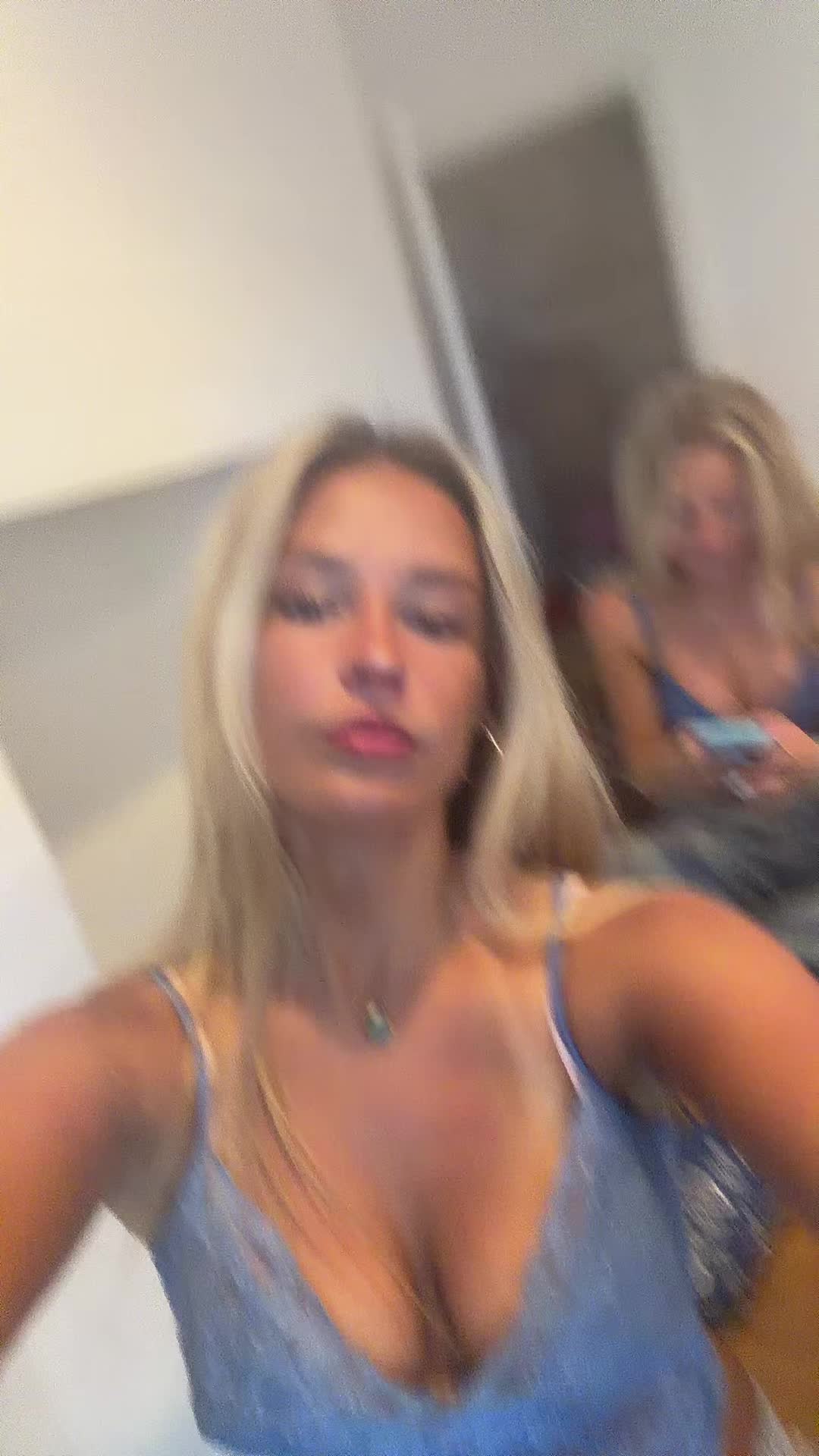 @Macy
