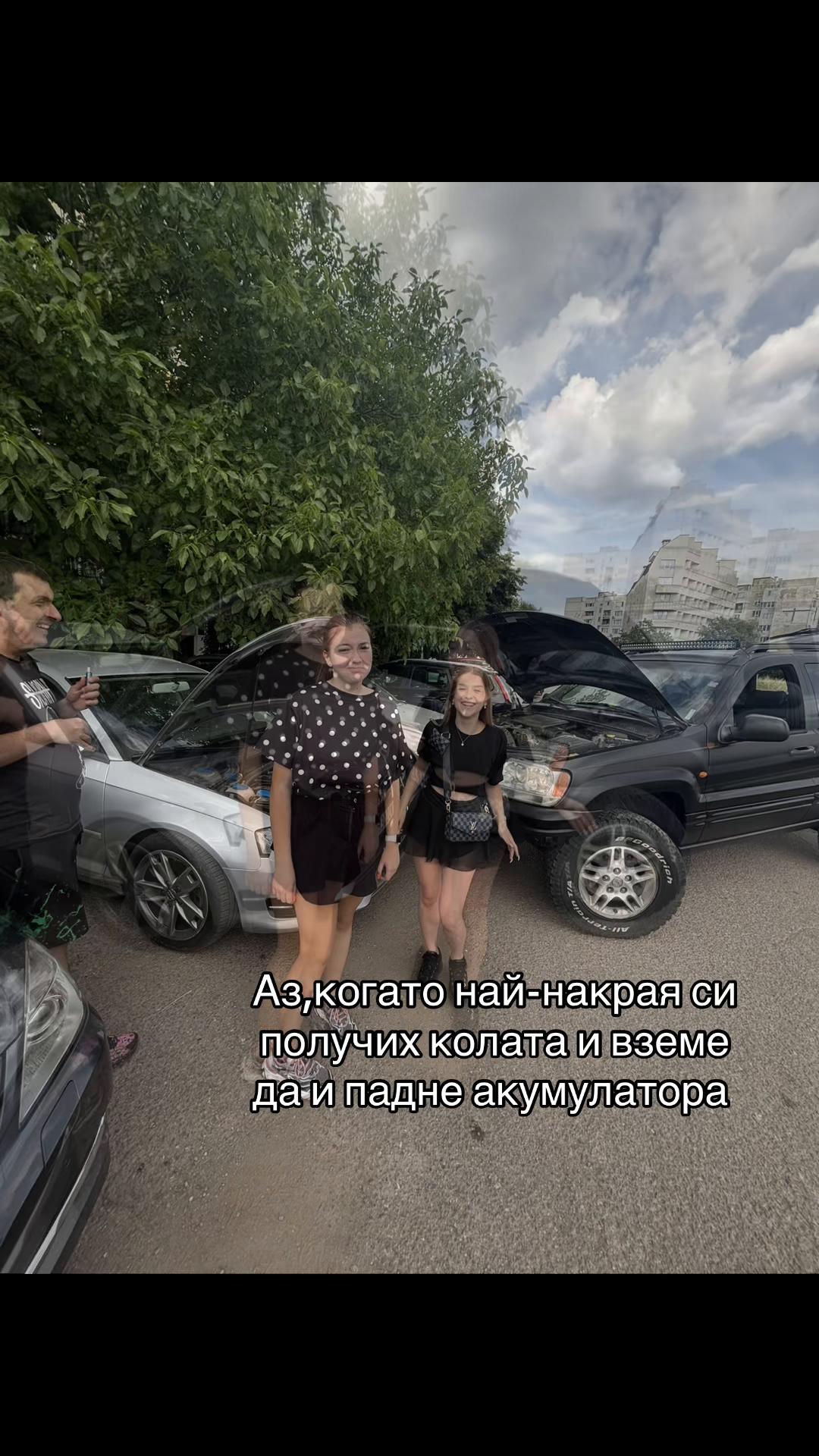 @_stoevva_