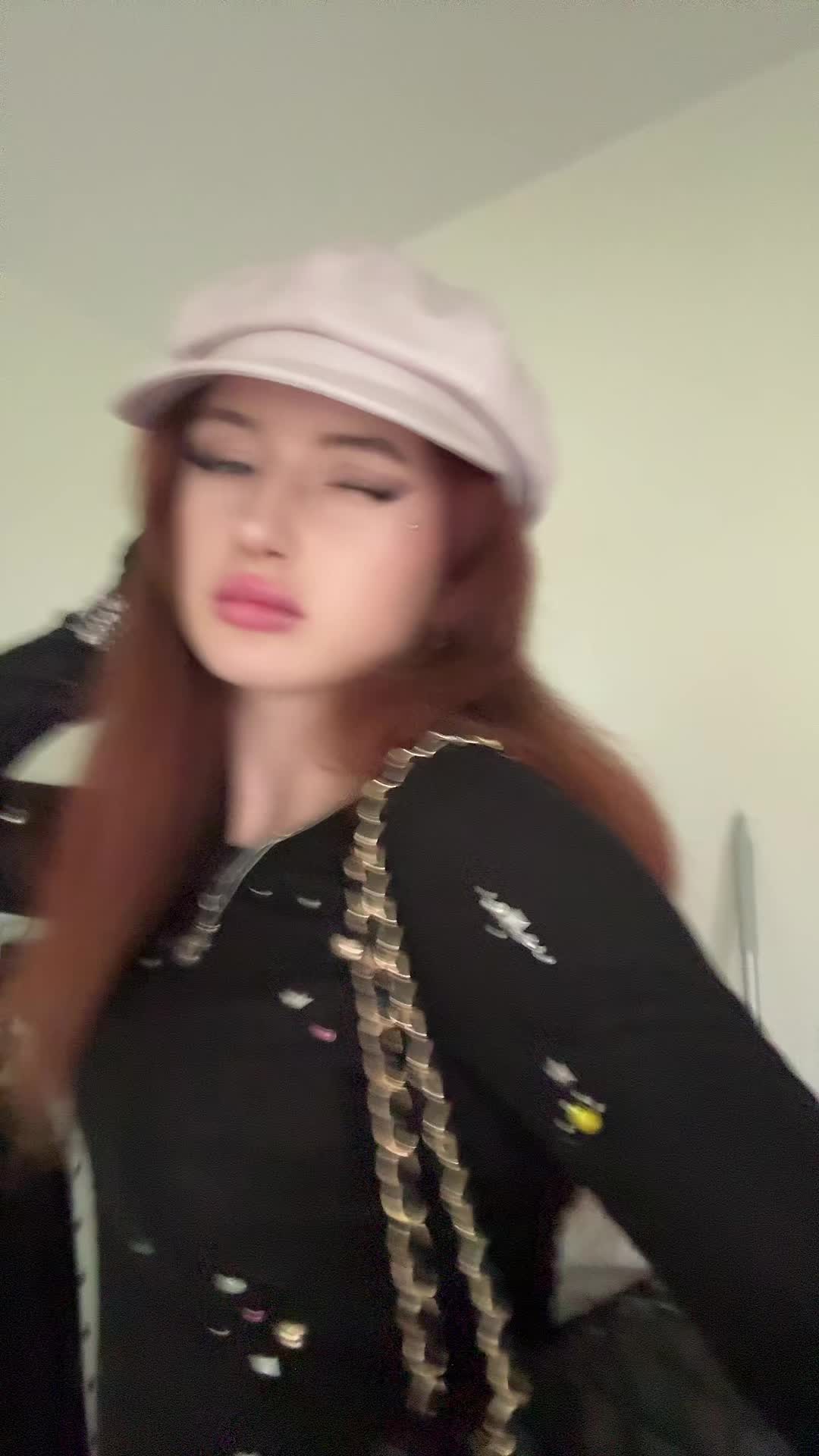 @кисуня 💞