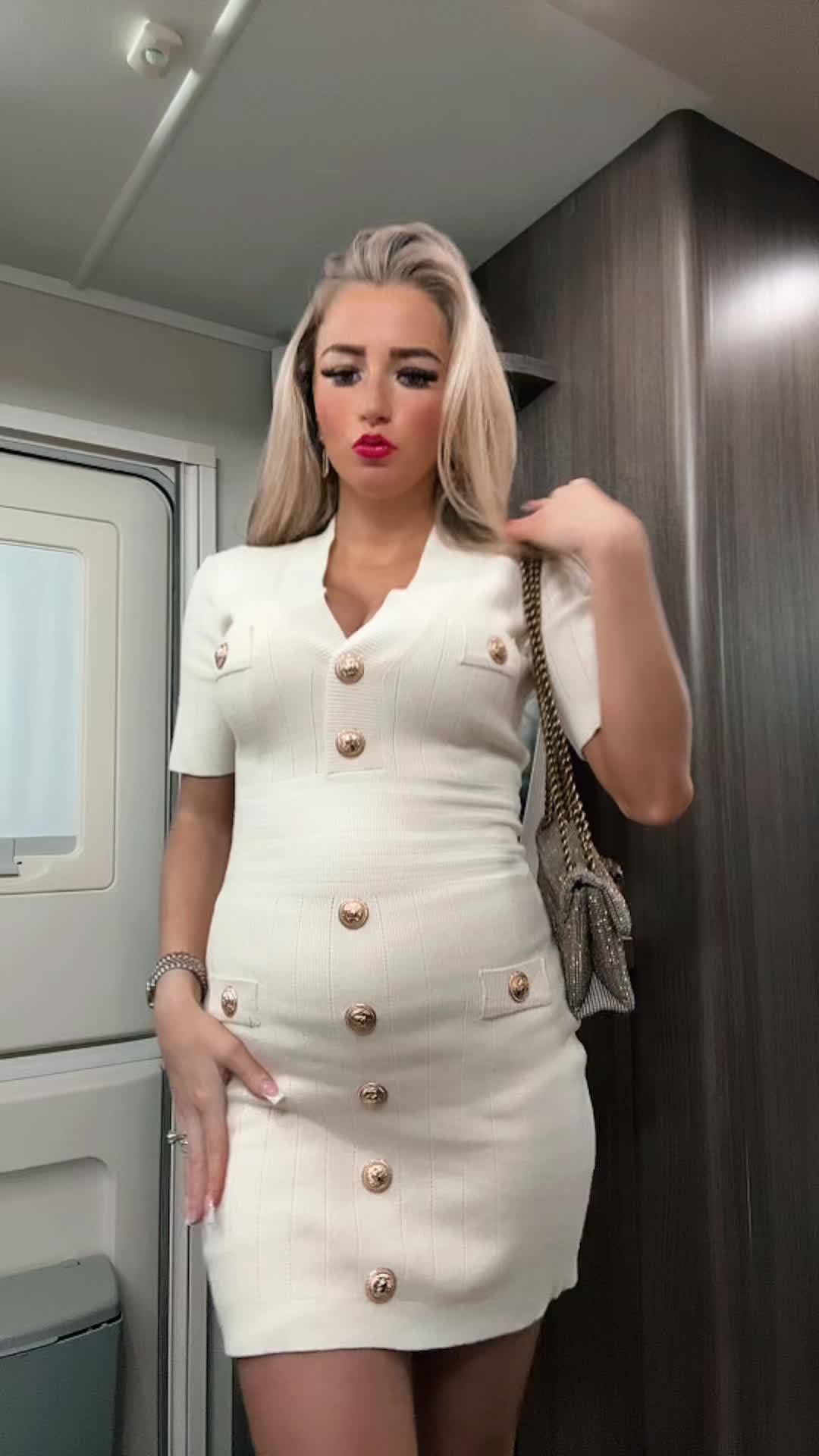 @𝓙𝓸𝓼𝓲𝓮 𝓬𝓸𝓷𝓷𝓸𝓻𝓼