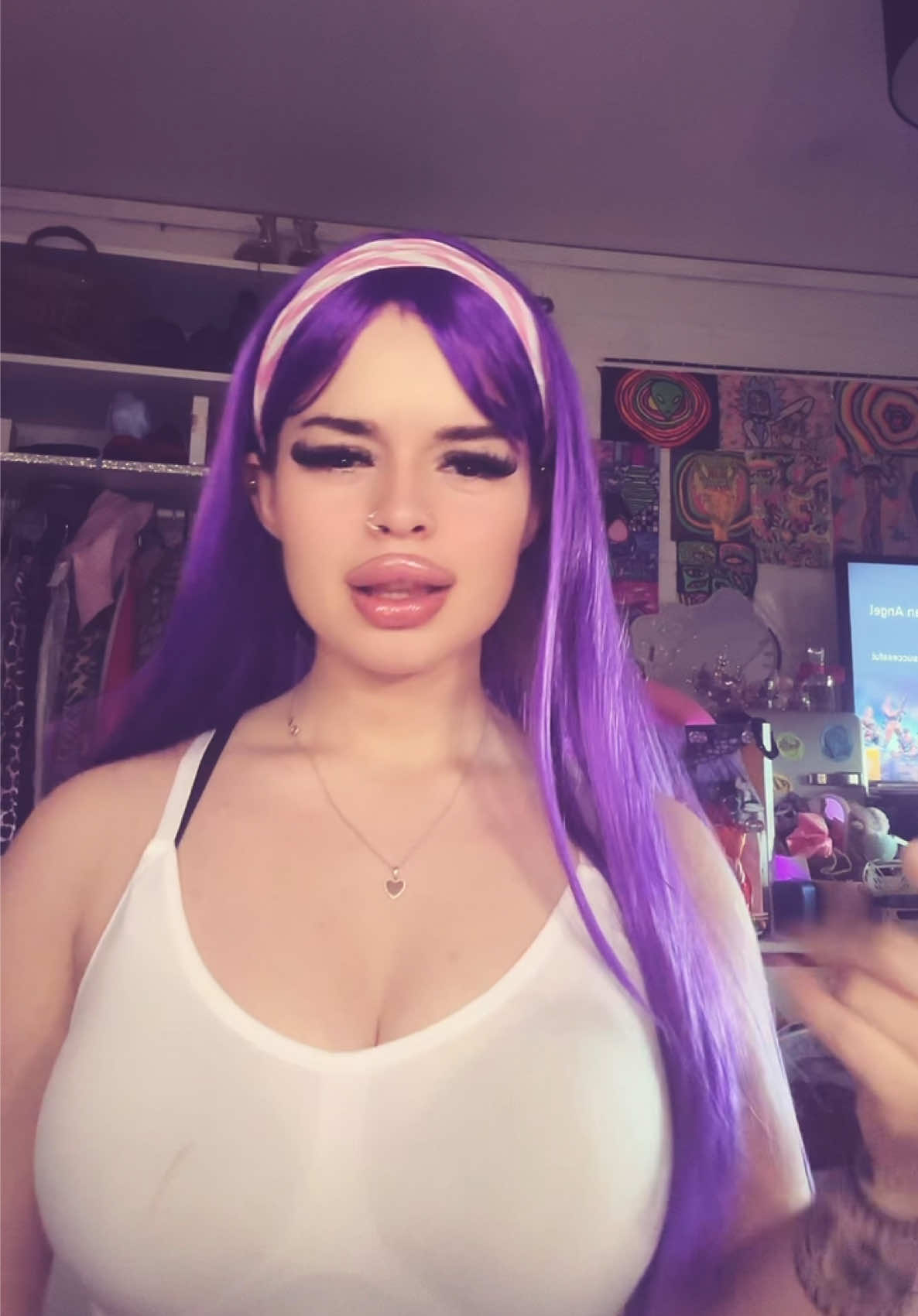 @selinahelene