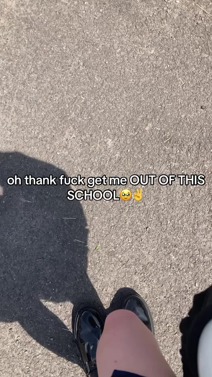 @noodle𝜗𝜚˚⋆
