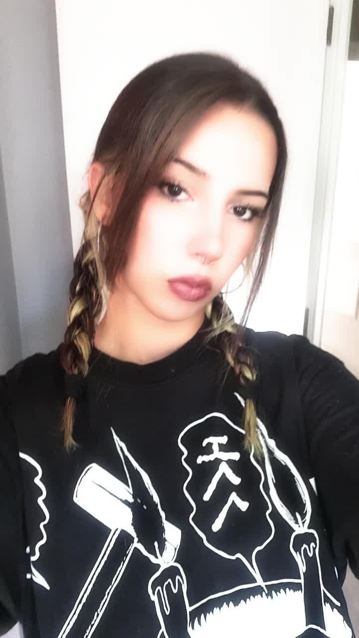 @ɐuᴉɹᴉ