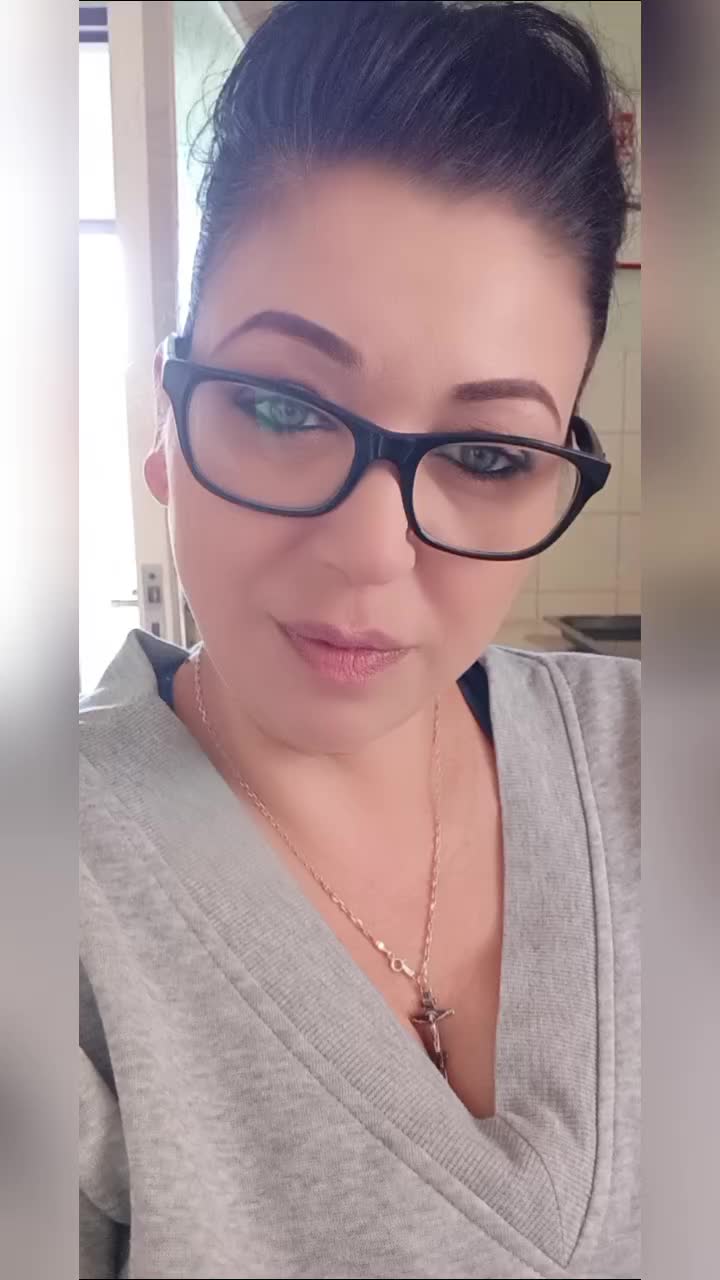 @👑 Mona-Lisa ochi albaștri 👑