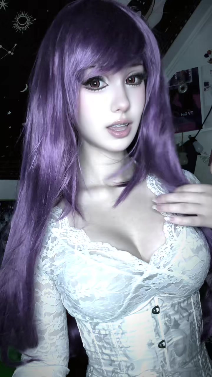 @𖦹&deg;🍎Anni