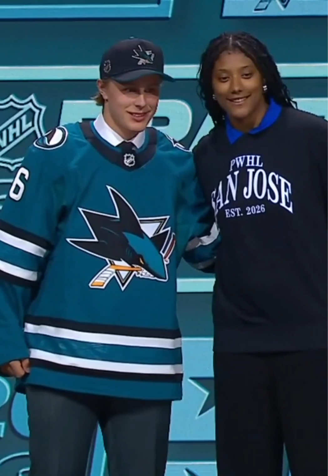 @HockeyNews