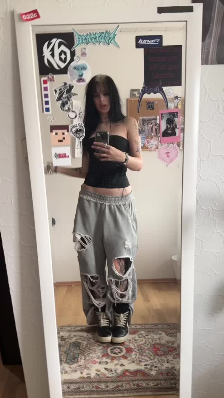 @t3arless_
