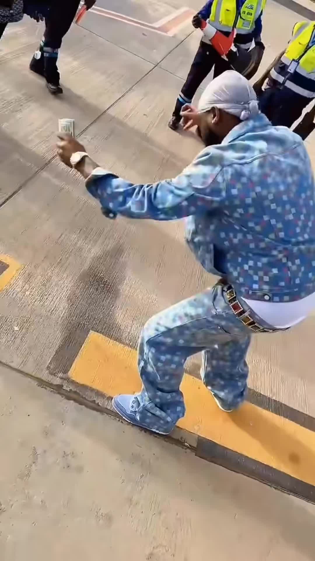 @emzzy