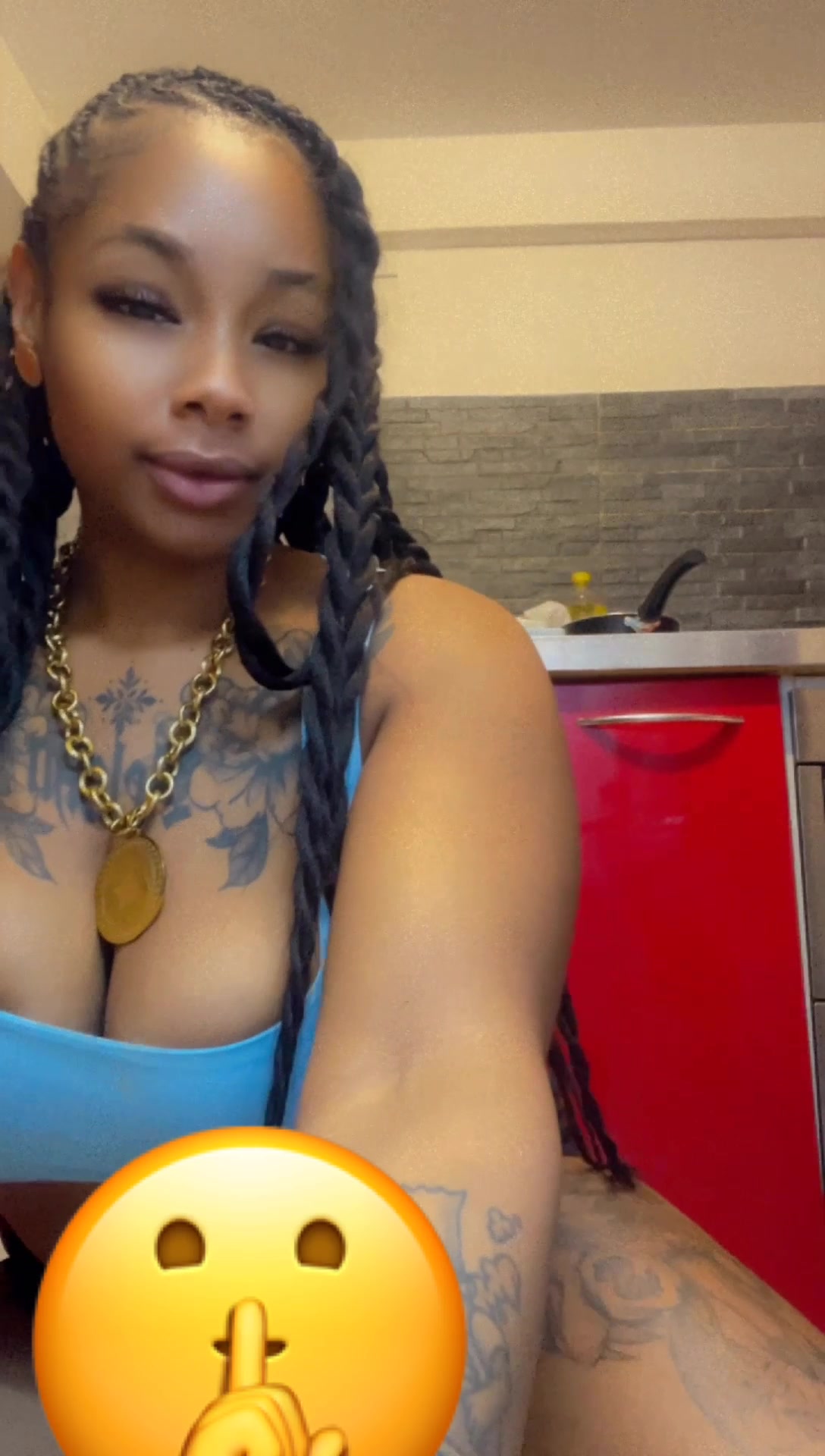 @chanelgvng