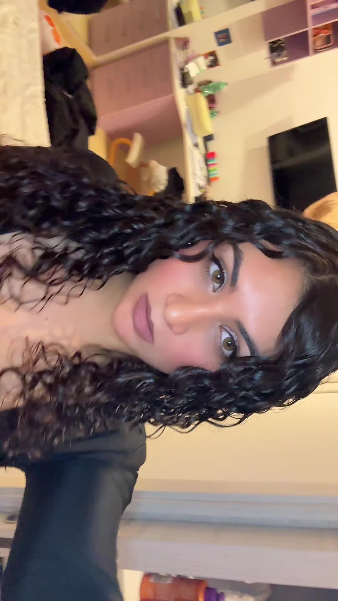 @anna