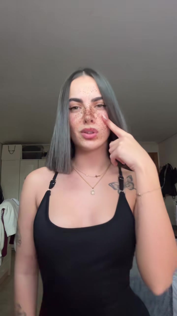 @Noemí