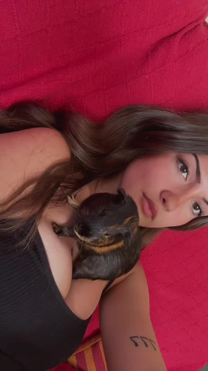 @sara lozano🍒