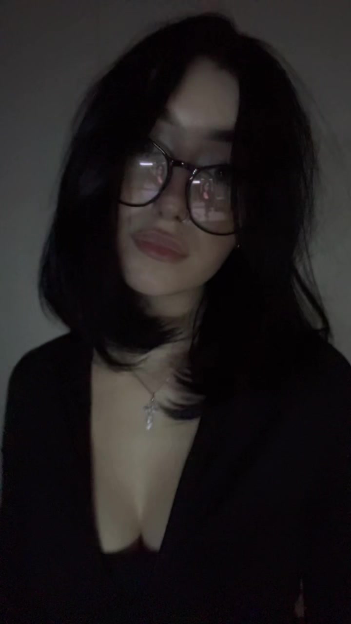 @анютка