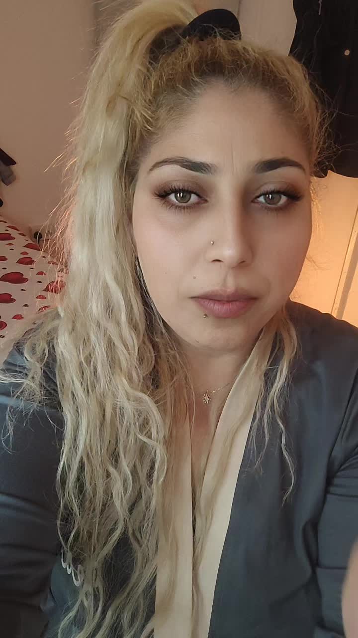 @Neslihan &hearts;️👩&zwj;❤️&zwj;👨👩&zwj;❤️&zwj;👨