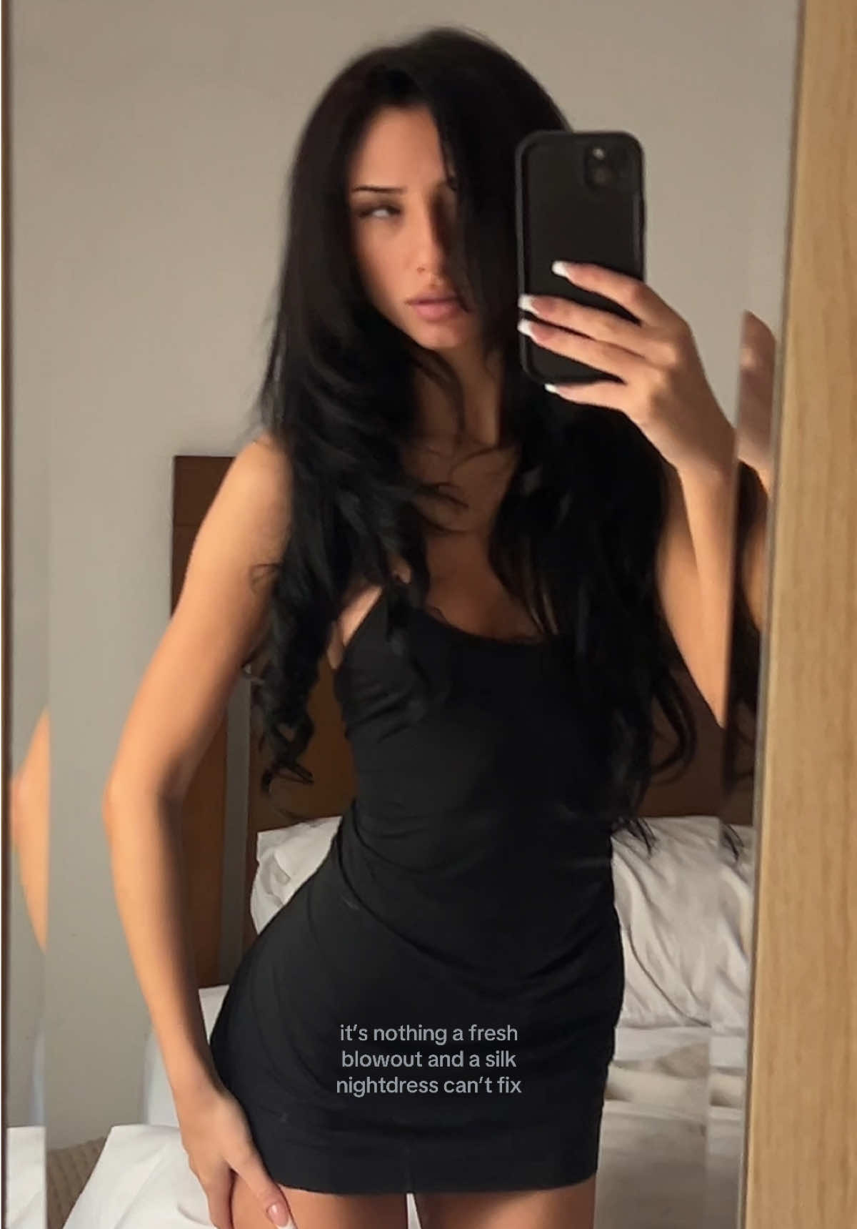 @lllaramurrayy