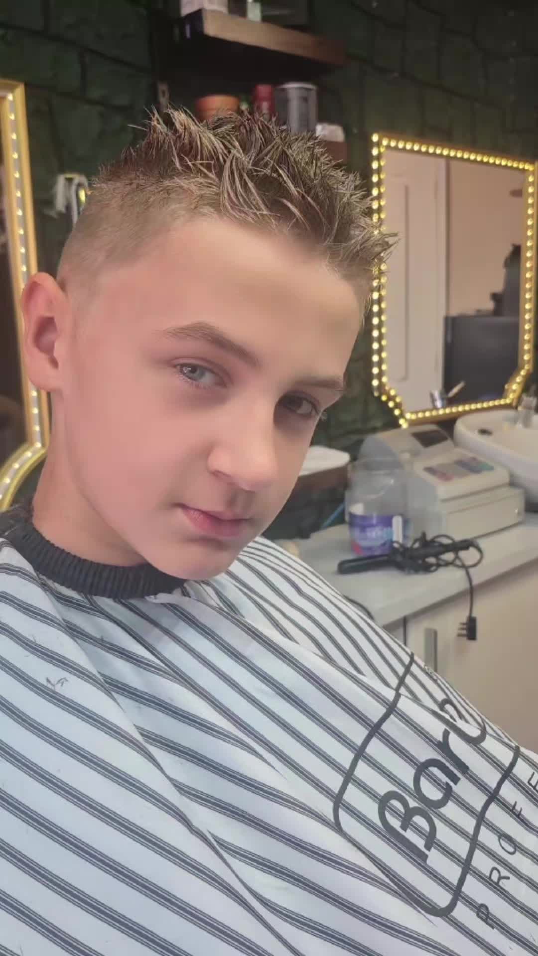 @Ez.style barber
