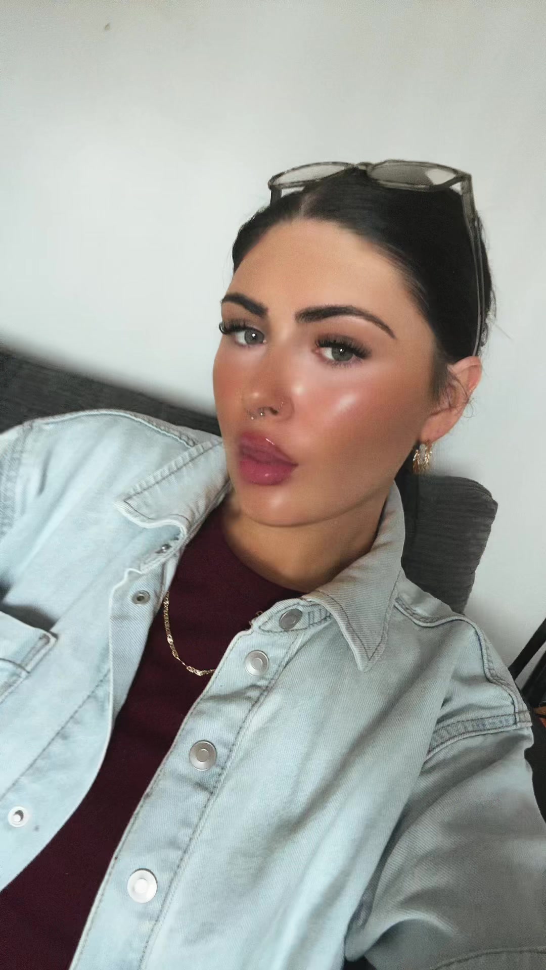 @Laura🩶✨