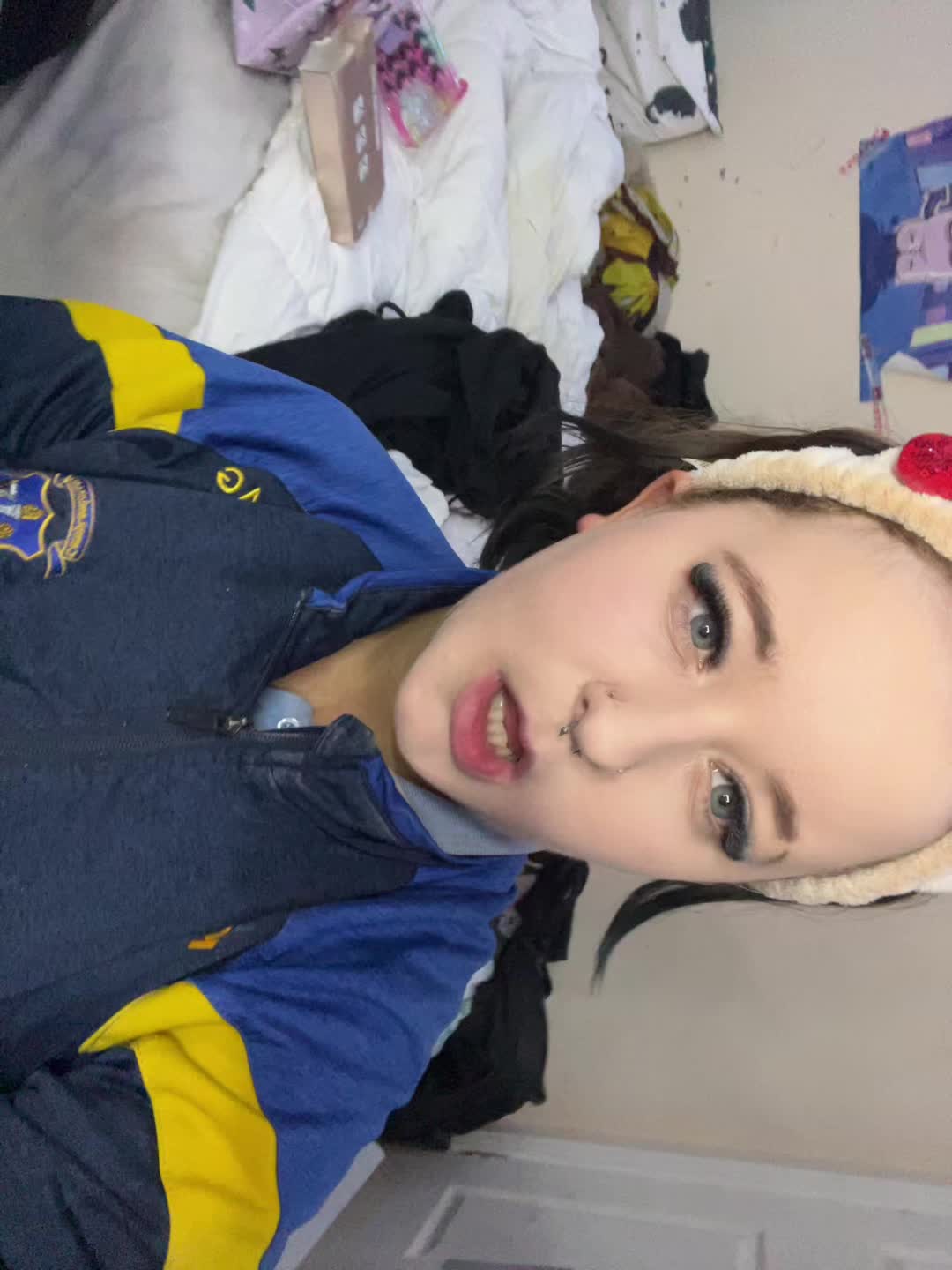 @ur.fav.emo01