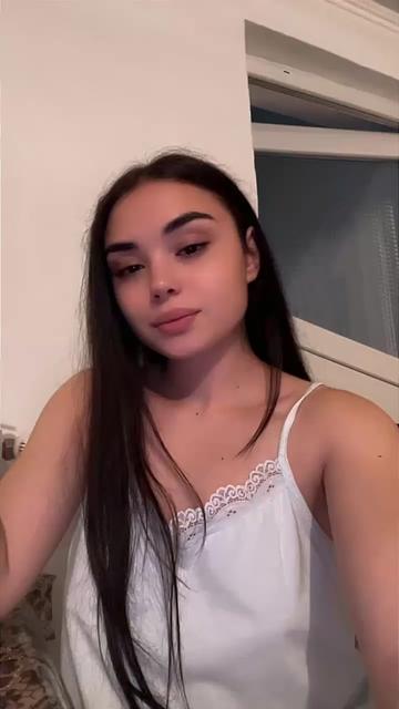 @ℱ𝓁𝑜𝓇𝓎🤍