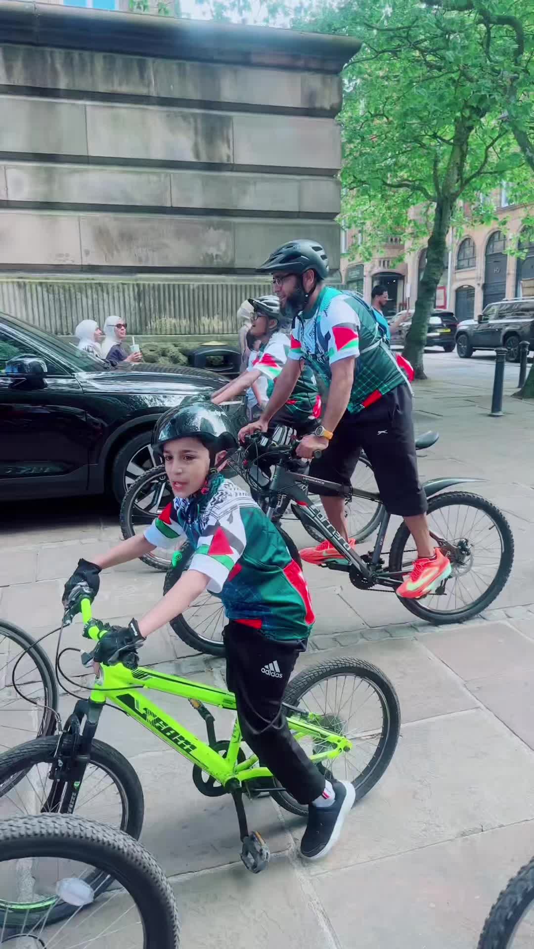 @MRajkhan🇬🇧