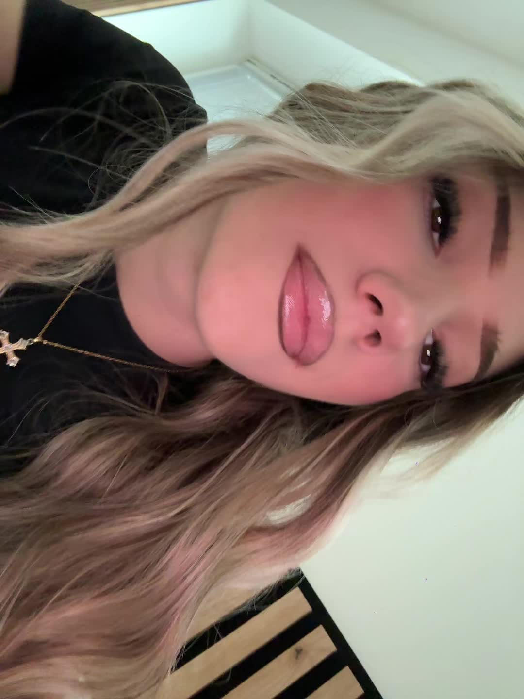 @nikolka