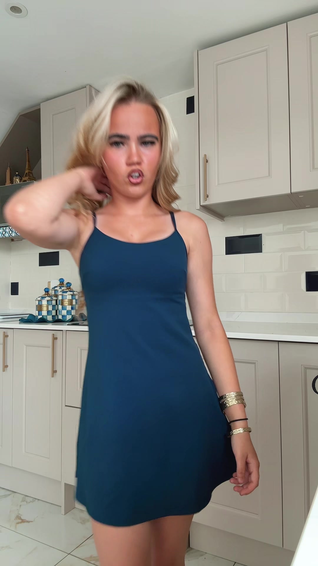@emmieraepriv.27