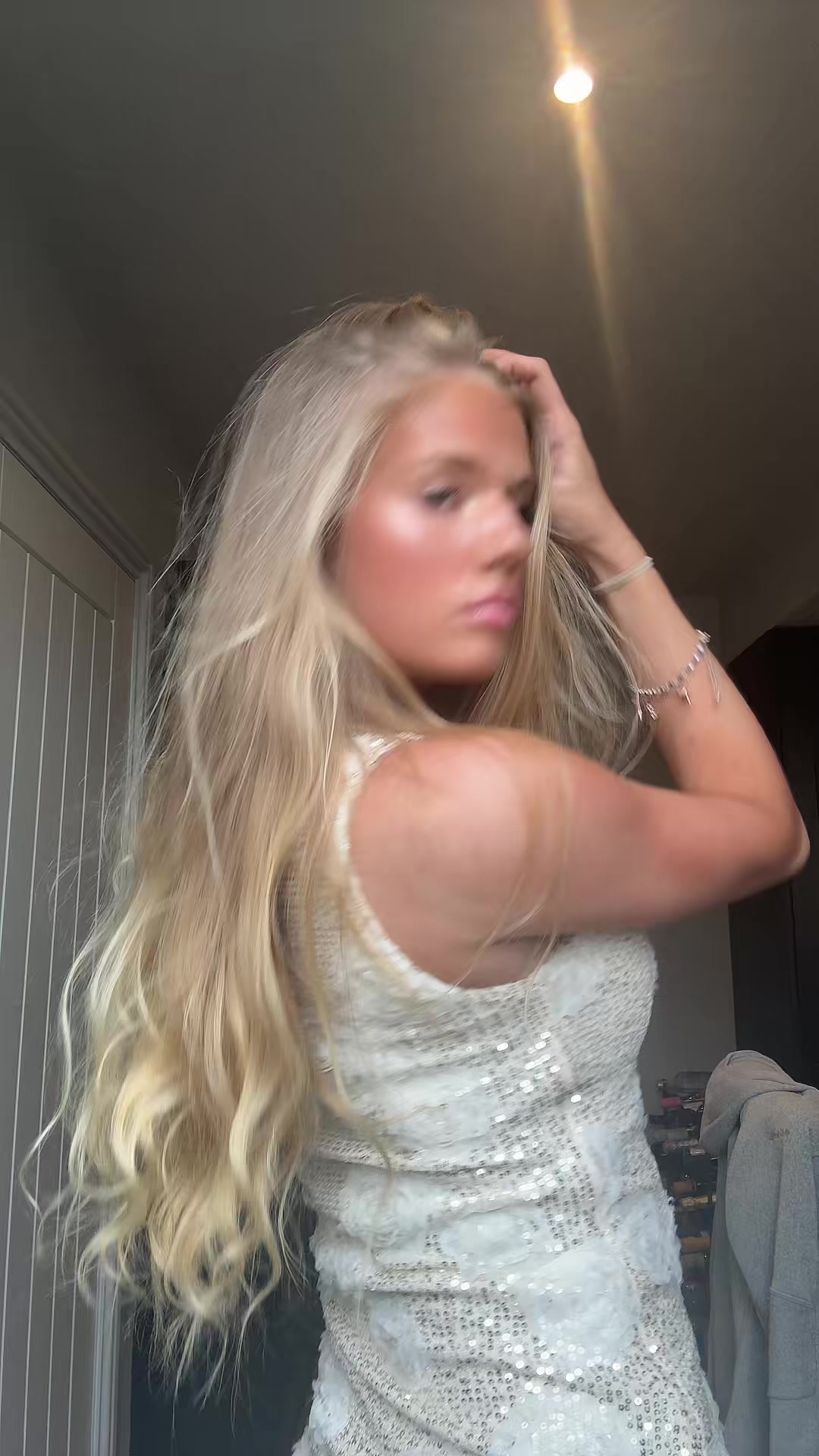 @😈