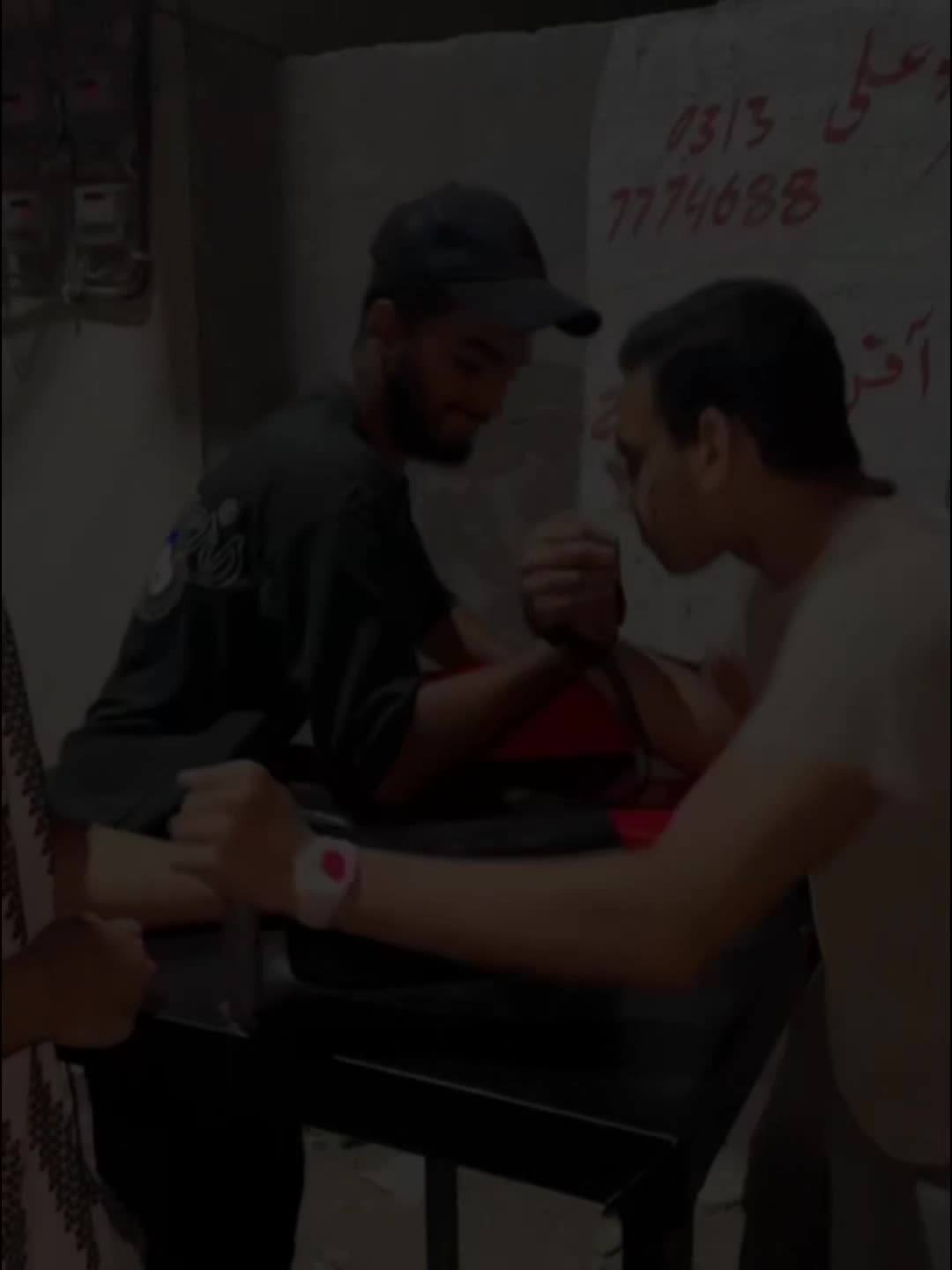 @Faizan arm power💪👾